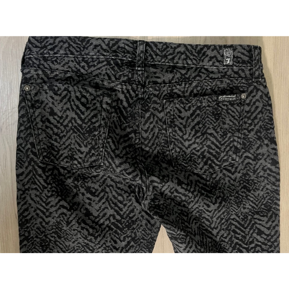7 For All Mankind Black Gray Zebra Print Textured Skinny Jeans Size 30 - Picture 3 of 9